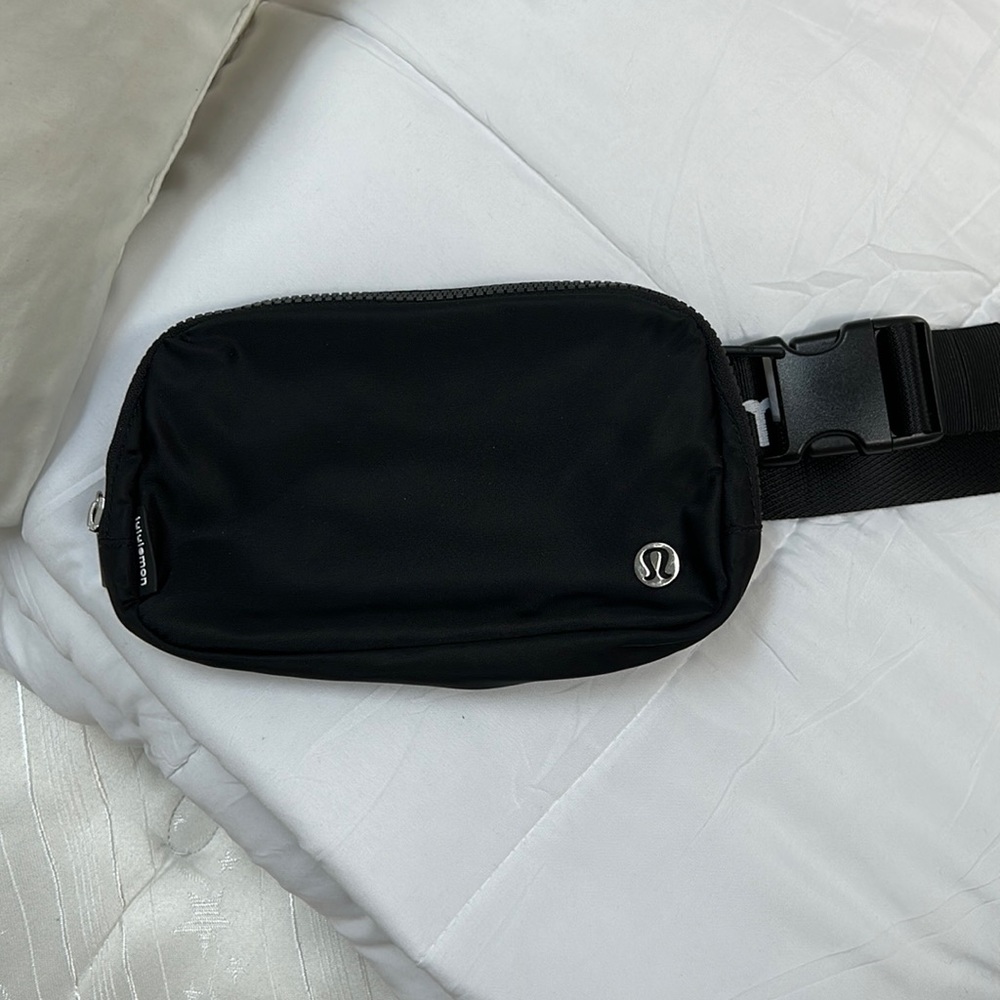 Lululemon Fanny Pack